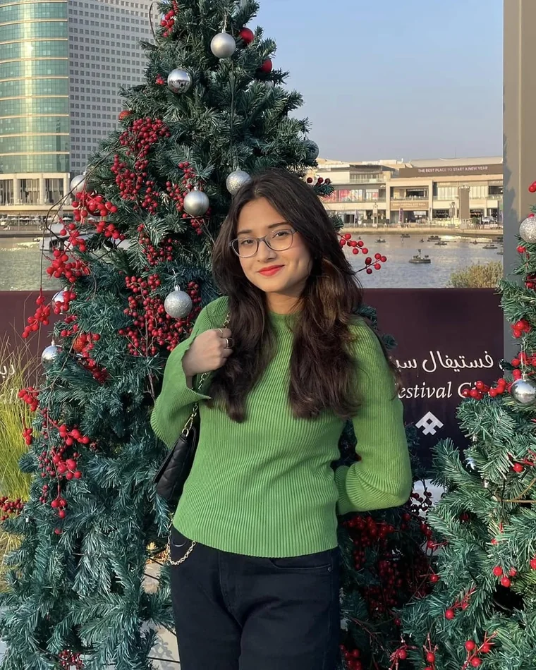 Anusha Tauqeer